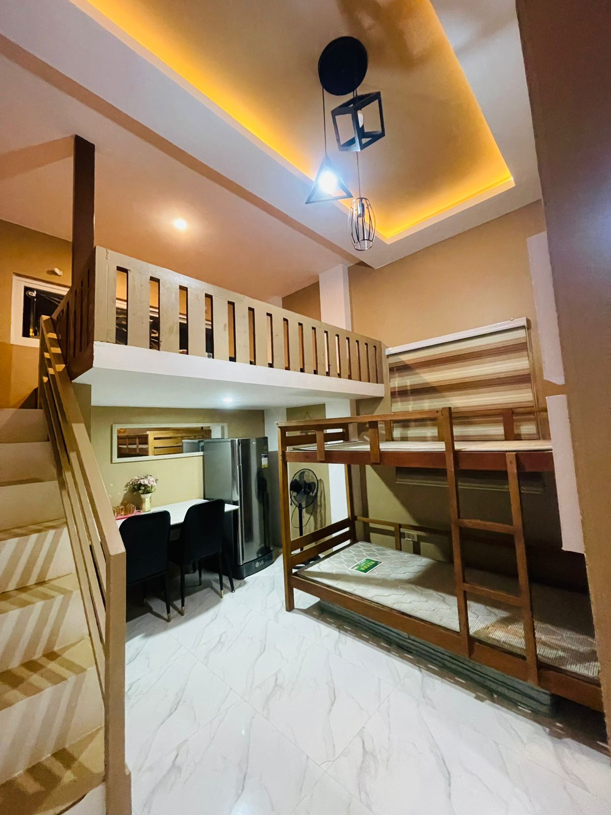 Small Loft - Image 1